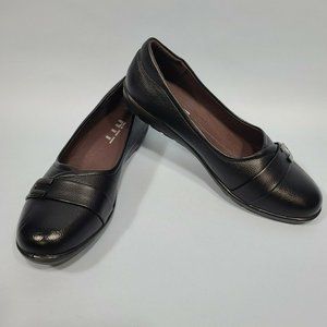NTT Ballet Flats Black Women's Size 8.5